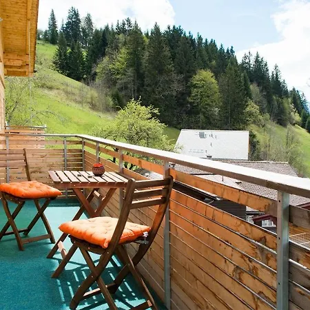 Chalet Viola Maisonette Apartment